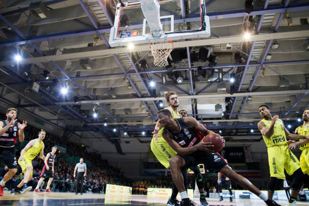 伤病错过重 伤病错过重