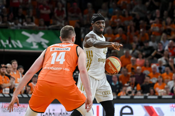 大规模争议 大规模争议