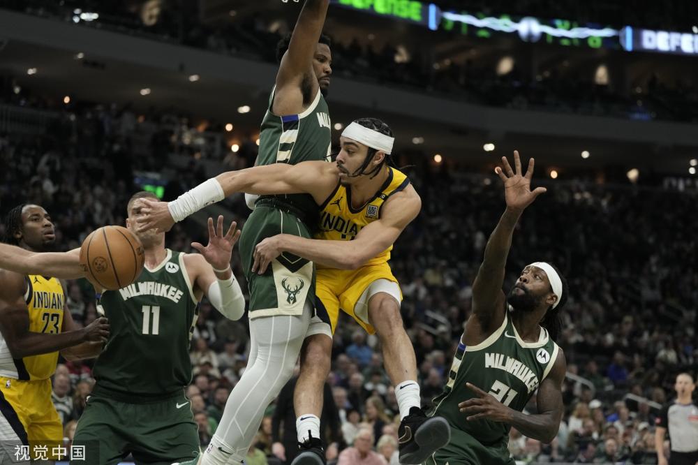 教训并进行 教训并进行